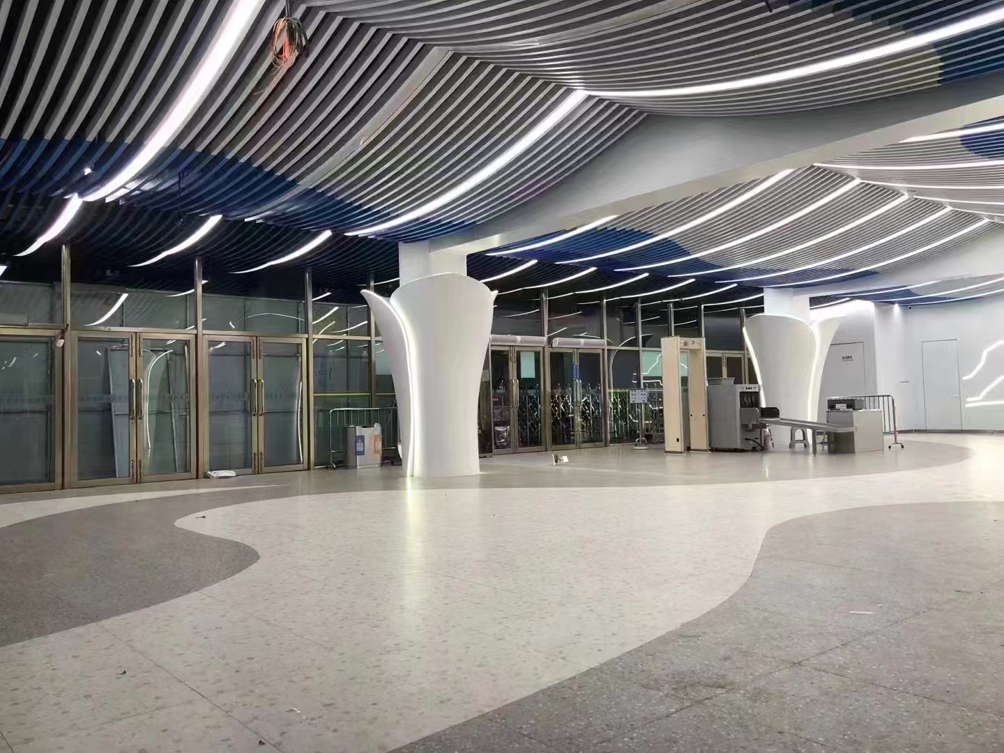 Metro projesi için alüminyum levha